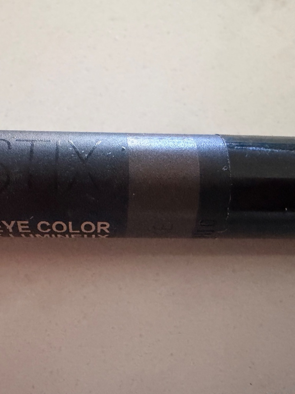 NUDESTIX Magnetic Luminous Eye Color – Smoke | NEW & SEALED - Picture 5 of 5